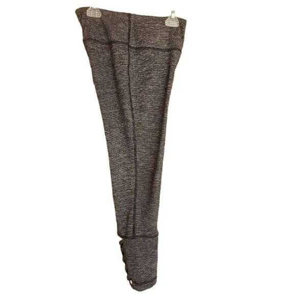 Women's Yoga Everyday Workout Capri Cut Out Crop Pants Leggings Grey XS NWOT - Picture 4 of 6